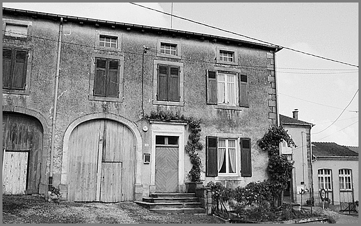 Ferme, élévation antérieure, ensemble face.