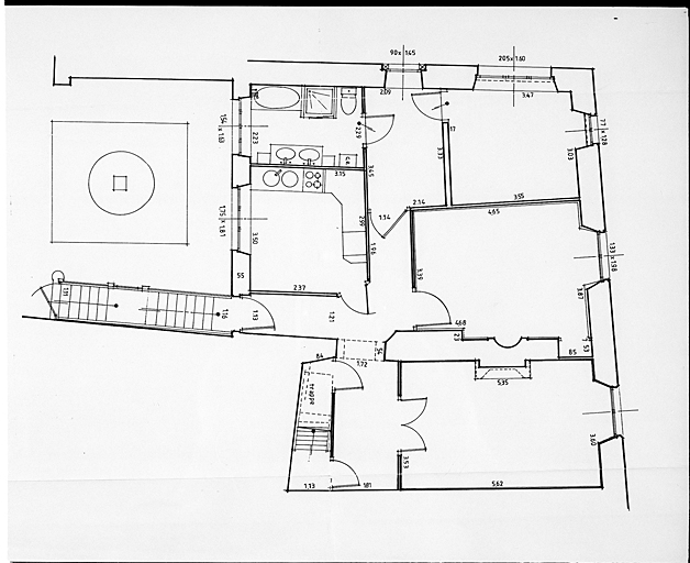 Bâtiment postérieur : étage.