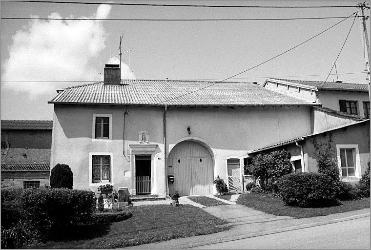 Ferme, élévation antérieure, ensemble face.