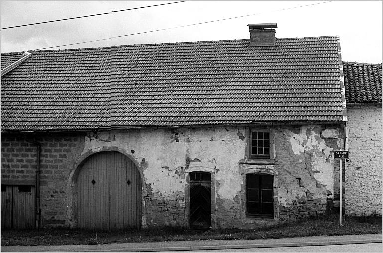 Ferme, élévation antérieure, ensemble face.