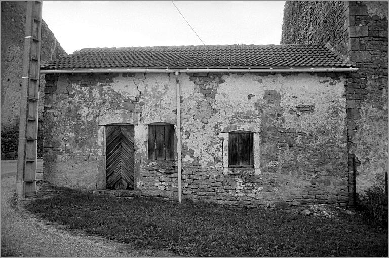 Maison de manouvrier, élévation antérieure, ensemble face.