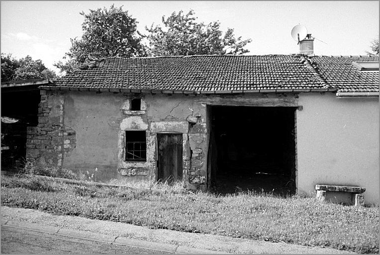Ferme, élévation antérieure, ensemble face.