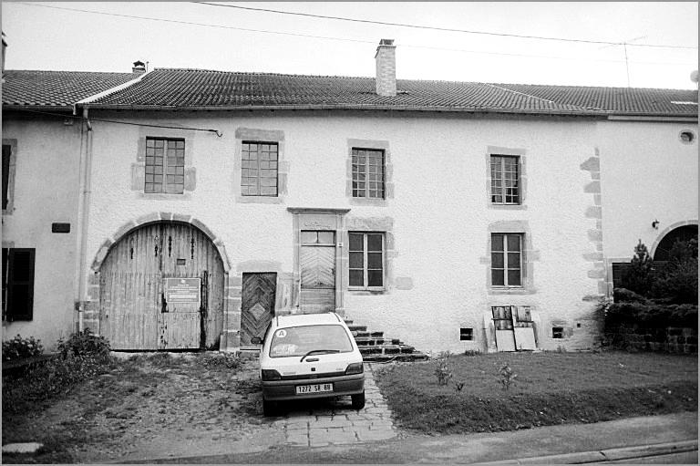 Ferme, élévation antérieure, ensemble face.