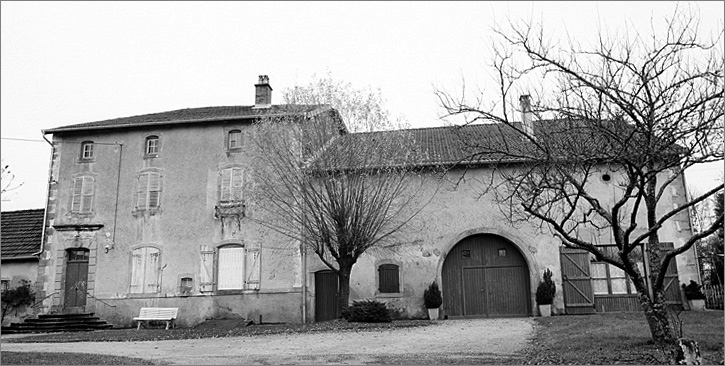 Ferme, élévation antérieure, ensemble face.
