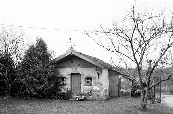 Ferme, chambre à four, élévation antérieure, ensemble trois quarts droit.