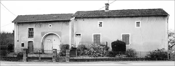 Ferme, élévation antérieure, ensemble face.