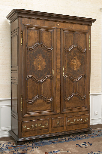 Armoire