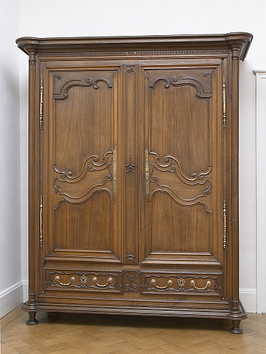 Armoire