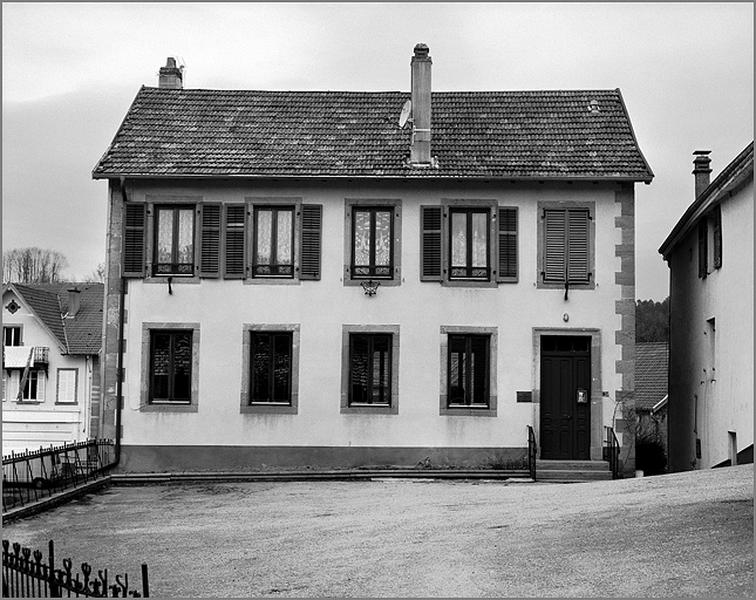 Mairie ; école primaire de filles, élévation antérieure.