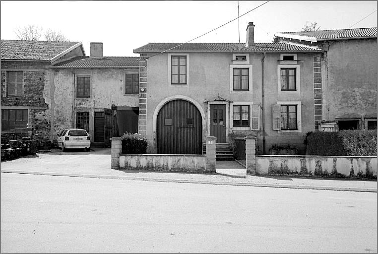 Ferme, élévation antérieure, ensemble face.