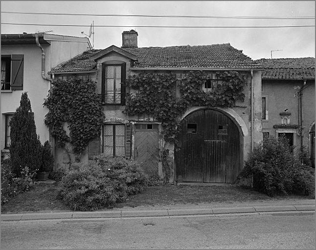 Ferme, élévation antérieure, ensemble face.