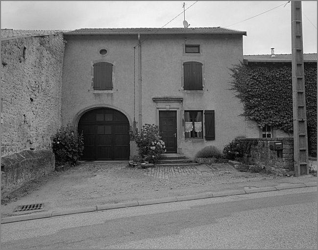 Ferme, élévation antérieure, ensemble face.