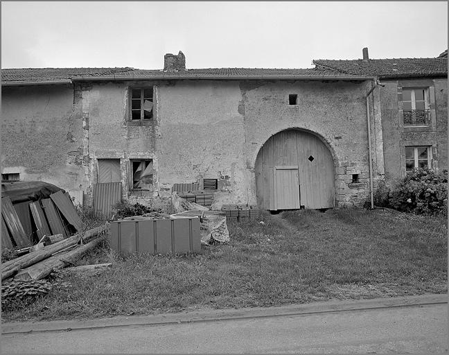 Ferme, élévation antérieure, ensemble face.