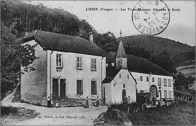 Ecole et ancienne chapelle.