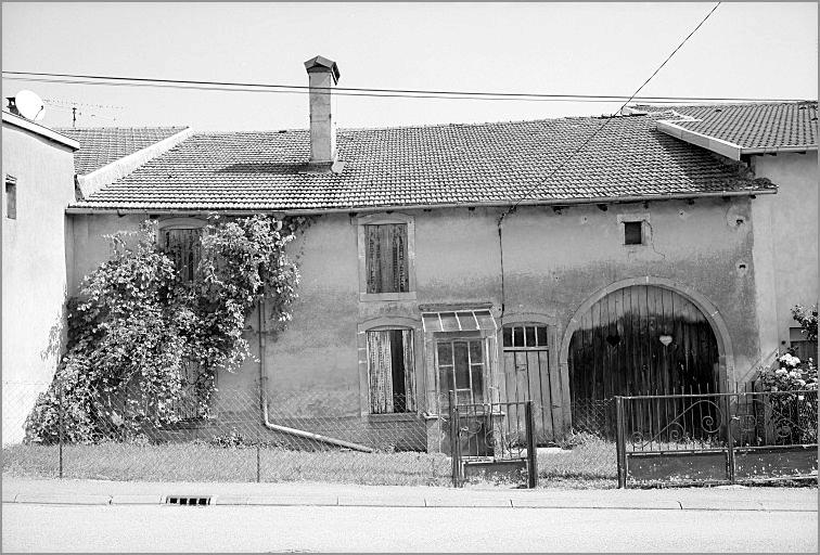 Ferme, élévation antérieure, ensemble face.