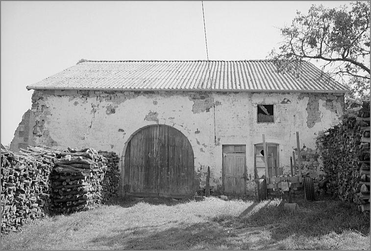 Ferme, élévation antérieure, ensemble face.