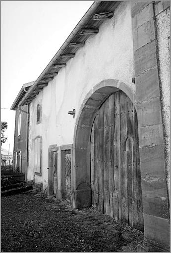 Ferme, élévation antérieure, ensemble trois quarts droit.