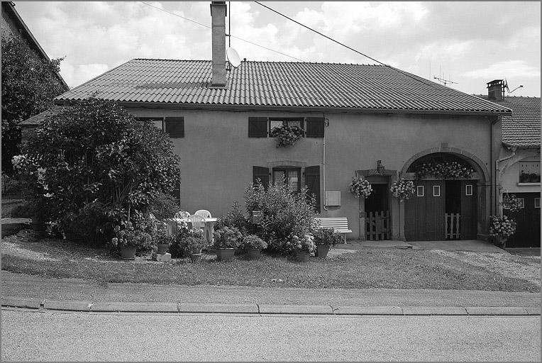 Ferme, élévation antérieure, ensemble face.