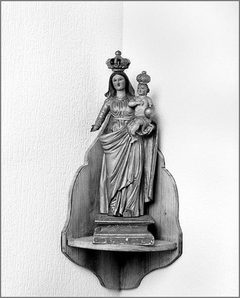 Statuette de la Vierge à l'Enfant