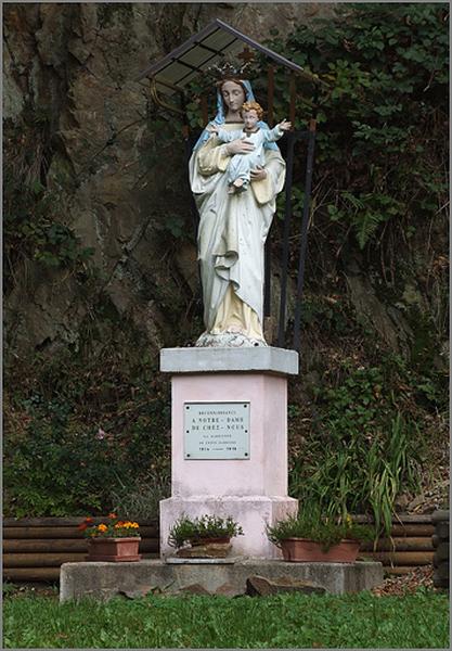 Lusse, les Trois-Maisons, monument commémoratif paroissial de la guerre 1914-1918.