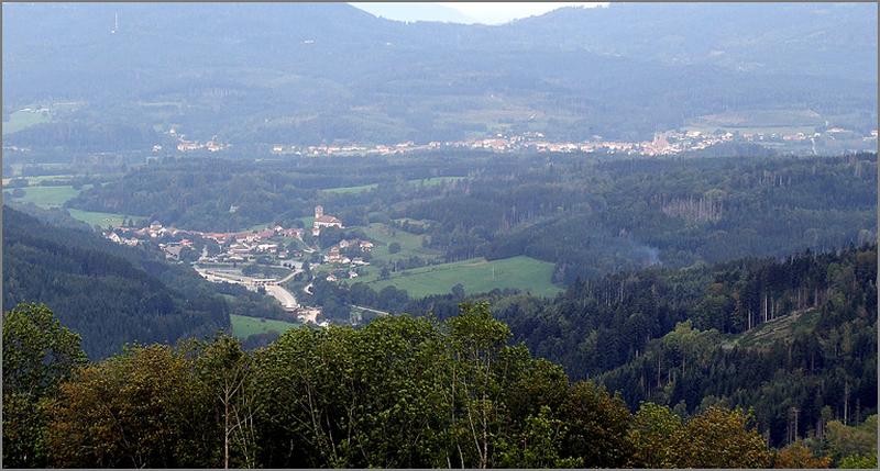 Vue du sud-ouest est du canton, au premier plan : Lusse, au second : Beulay et Provenchères.