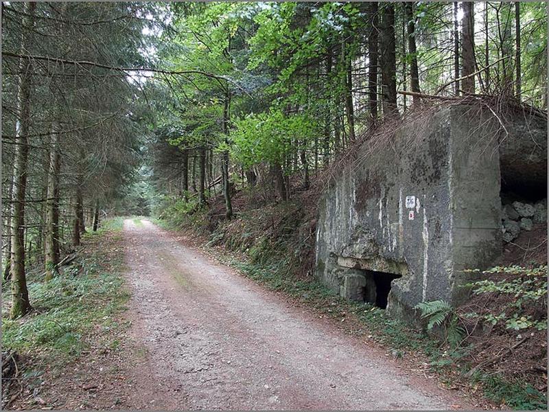 Blockhaus, vue de trois-quarts droit.