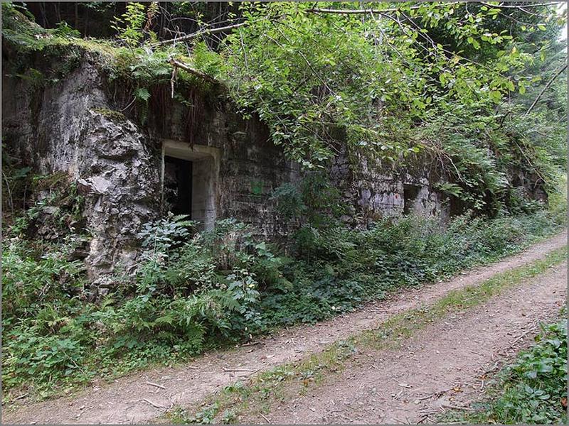 Chemin de la Devant, premier groupe de blockhaus.
