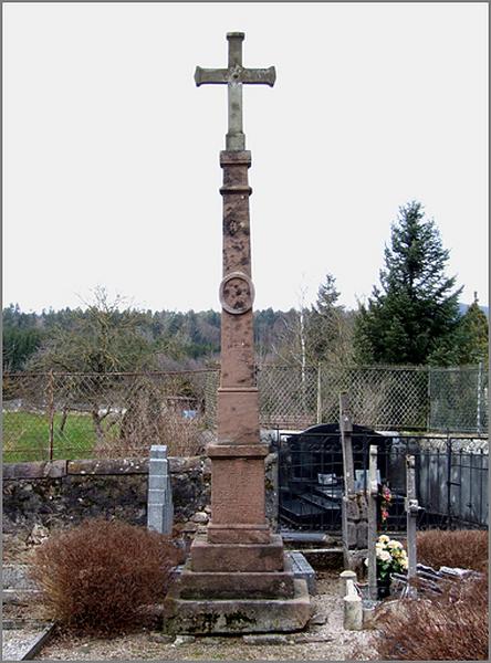 Croix de cimetière