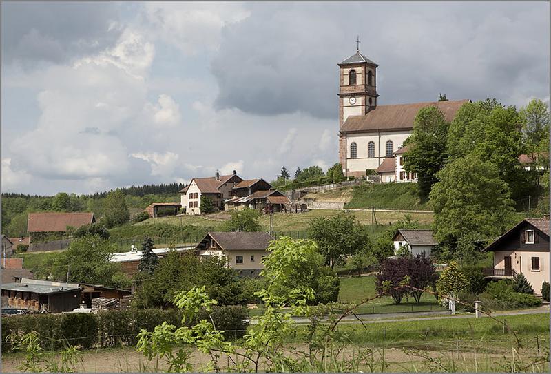 Vue de l'ensemble des bâtiments depuis le sud.