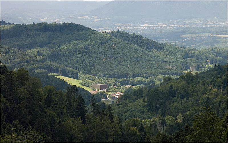 Vue du village depuis les Grands-Champs.