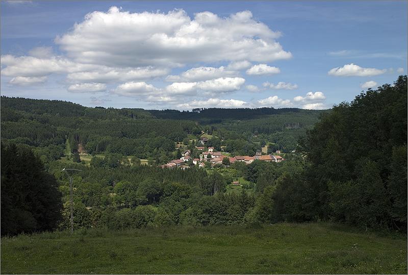 Vue de la Pariée et de l'entrée du tunnel depuis la Pouxe.