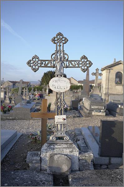 Croix n° 1 (du tombeau de la famille Klinzig, 1 B 38), ensemble face