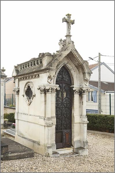 Chapelle funéraire de la famille Poirier