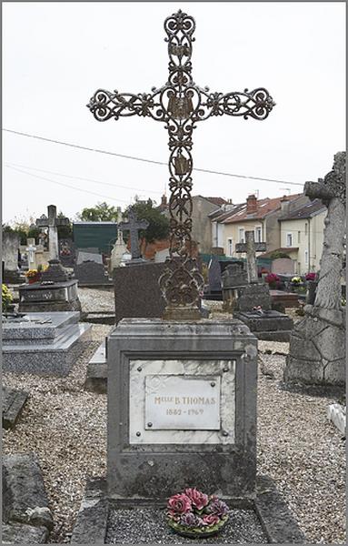 Croix n° 5 (du tombeau de B. Thomas, 1 D 12), ensemble face