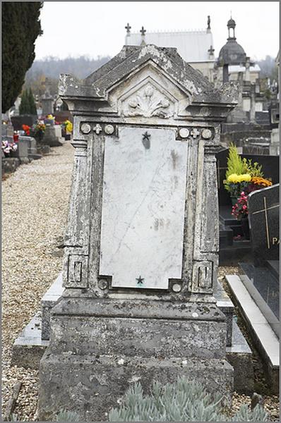 Tombeau de la famille Perrin
