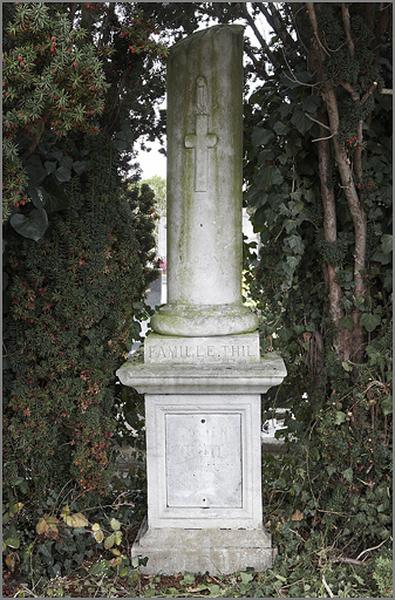 Tombeau de la famille Thil