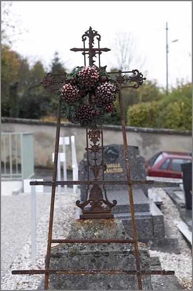 Porte-couronnes (tombeau 2B28)