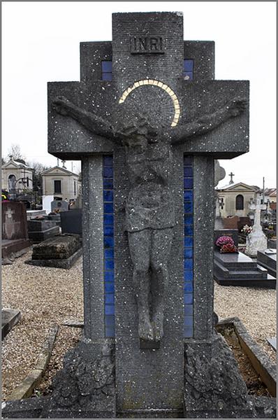 Croix, détail