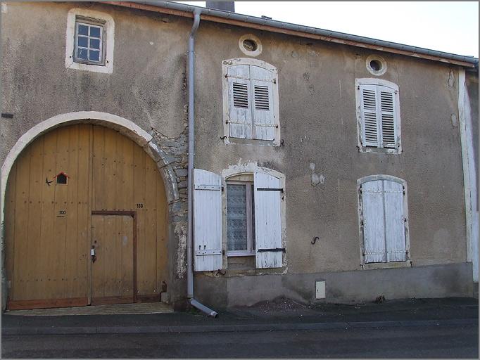 Ferme, élévation antérieure, ensemble face.