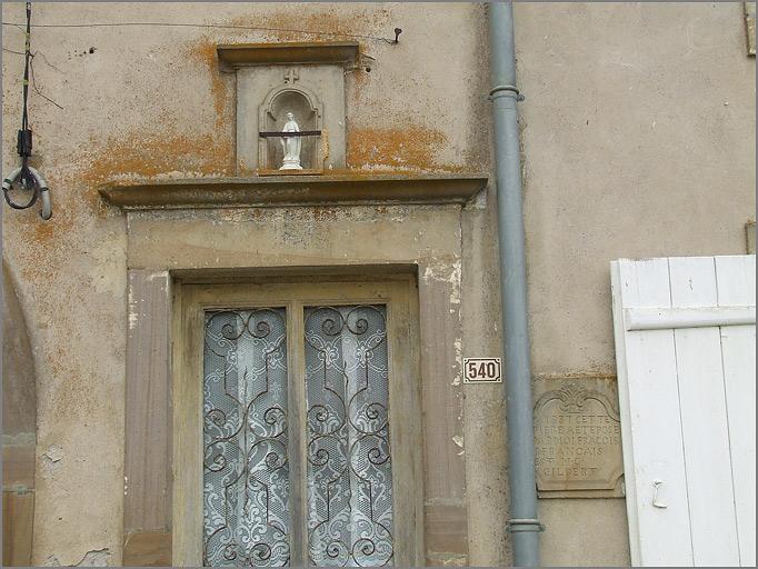 Ferme, élévation antérieure, niche, ensemble face.