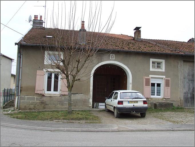 Ferme, élévation antérieure, ensemble face.