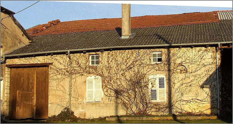 Ferme, élévation antérieure, ensemble face.
