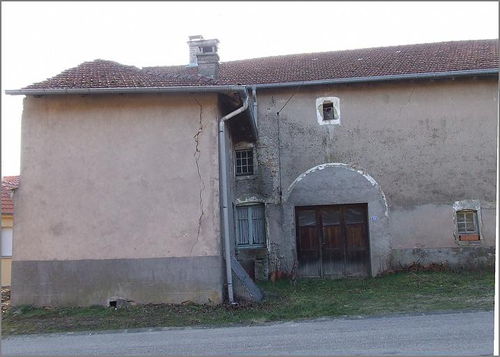 Ferme, élévation antérieure, ensemble face.