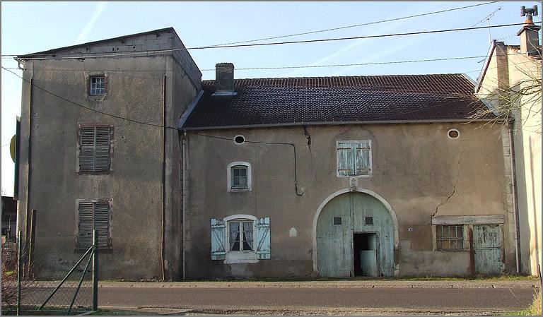Ferme, élévation antérieure, ensemble face.