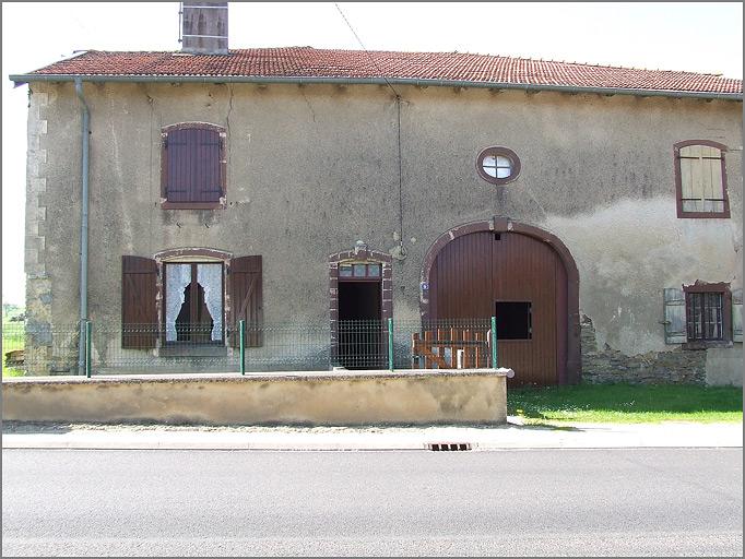 Ferme, élévation antérieure, ensemble face.