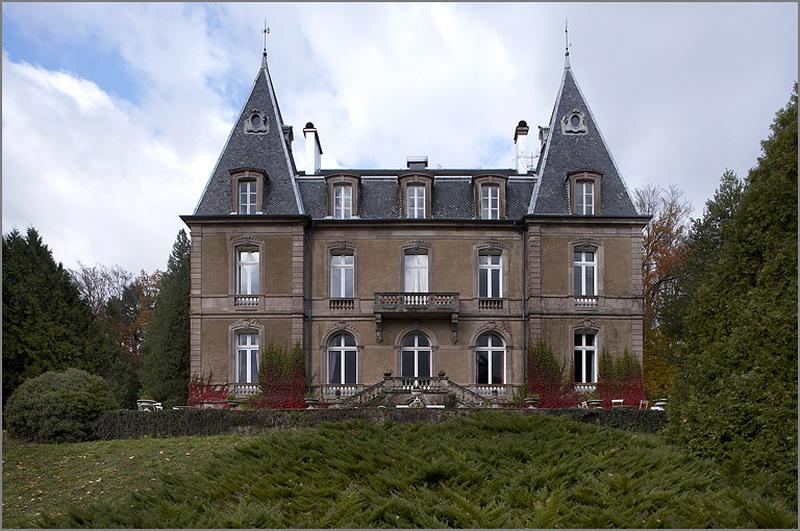 Elévation, vue d'ensemble.