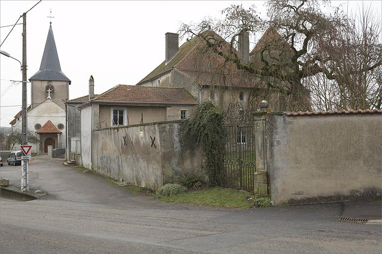 Vue d'ensemble depuis le sud-ouest.