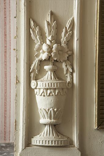 Détail du décor de trumeau (piédroit gauche).