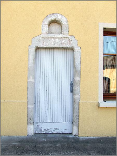 Ferme, élévation antérieure, porte piétonne, ensemble face.