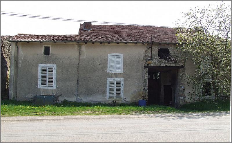 Ferme, élévation antérieure, ensemble face.